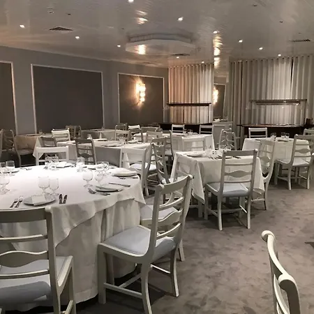 Hotell Cristal Marinha 3*