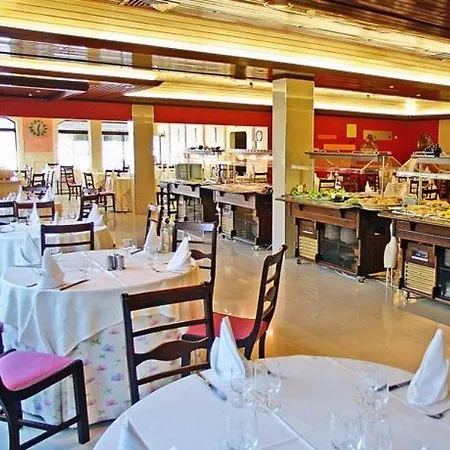 Hotell Cristal Marinha