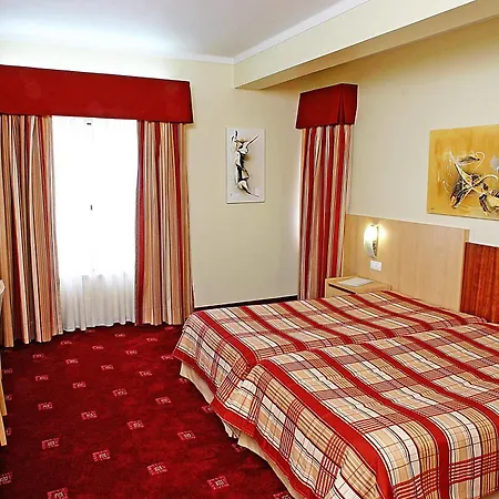 Hotell Cristal Marinha 3*