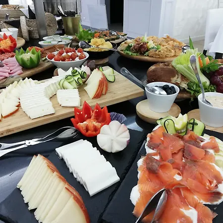 Cristal Marinha Ξενοδοχείο 3*