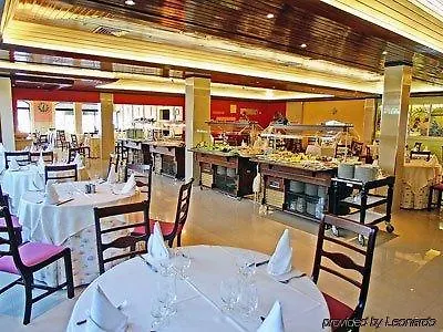 Hotel Cristal Marinha 3*